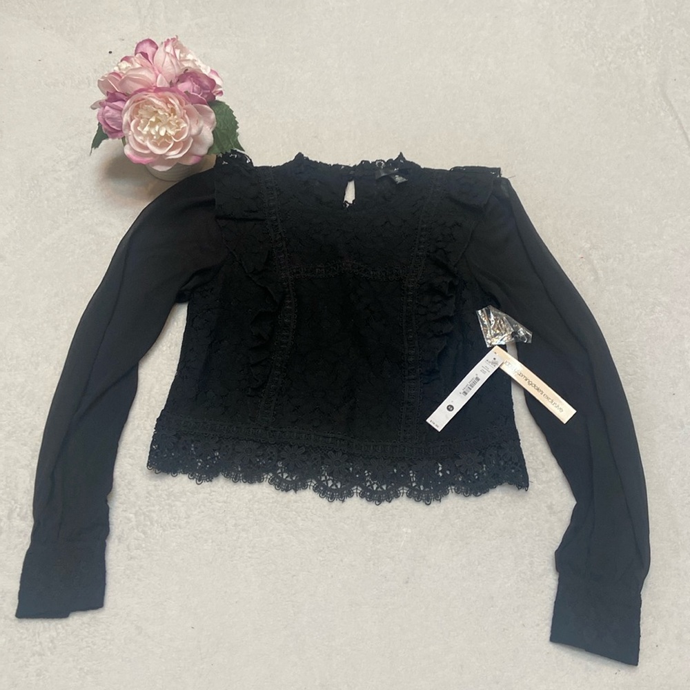 AQUA NWT Size XS Long Sleeve Black Lace Top Bloomingdale’s Exclusive - Picture 2 of 13